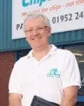 Management and multi unit operation - High Flyer Paul makes the grade with ChipsAway