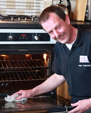 Oven Wizards - David Tomlinson